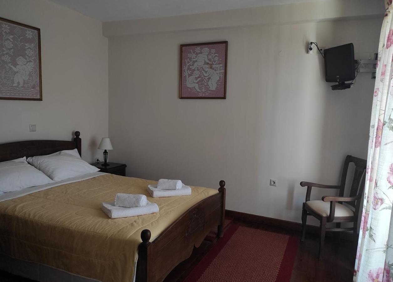 Meterizi Guesthouse Varvítsa Dış mekan fotoğraf